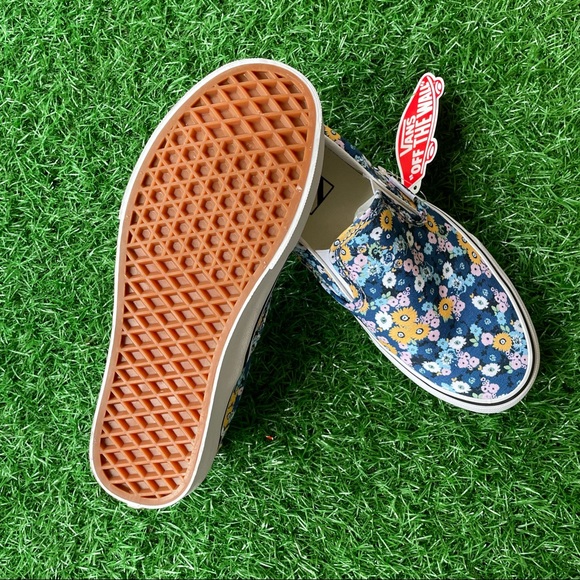 Vans Classic Slip On Floral - Picture 3 of 5